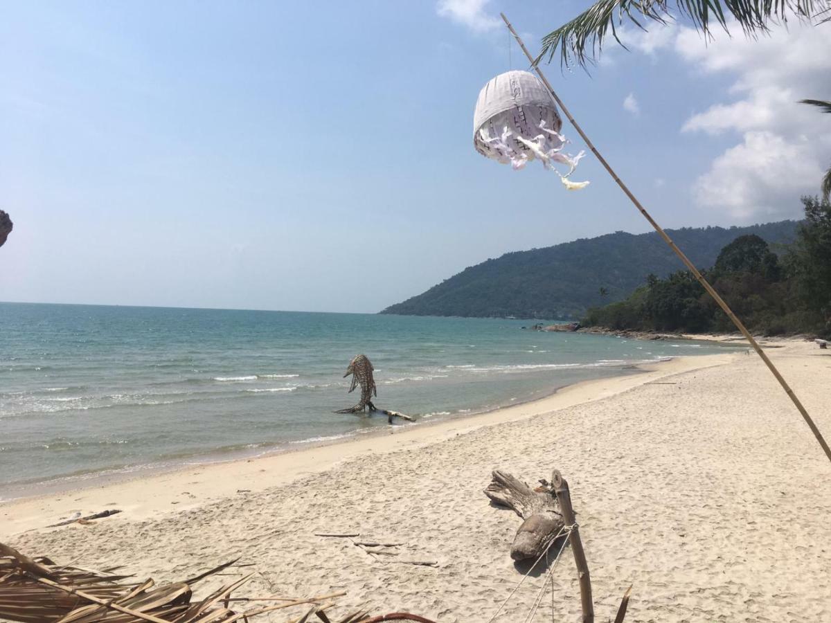 Khanom Sea Breeze apartment Buitenkant foto