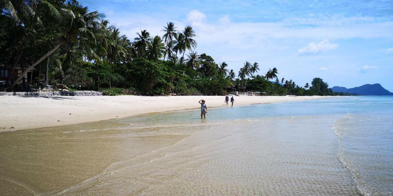 Khanom Sea Breeze apartment Buitenkant foto