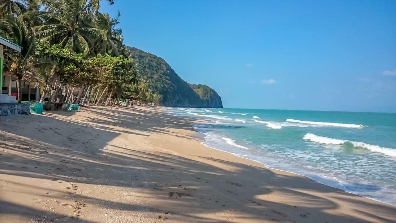 Khanom Sea Breeze apartment Buitenkant foto